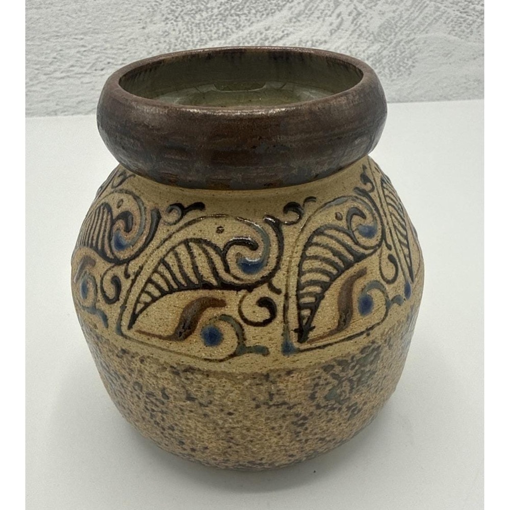 Vtg Thailand Pottery Vase Stoneware Speckled Hand-incised Shell Scroll Earth 3.5